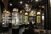 5 - Hundreds of items are available for sale from broomsticks to snitches, including Marauders Maps (c) theStudioTour.com April 2012 - click to enlarge A Selection from Warner Bros Studio Tour - April 2012 - 5 - Hundreds of items are available for sale from broomsticks to snitches, including Marauders Maps (c) theStudioTour.com April 2012