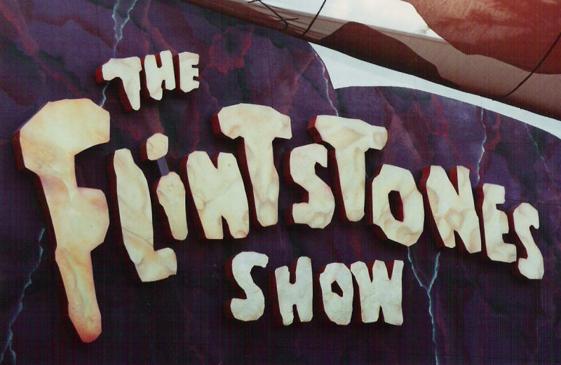 the studiotour.com - Universal Studios Hollywood - Flintstones Musical