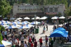 The Hollywood Cantina, seen from Back to the Future queueline, September 2006 - Click to enlarge The Hollywood Cantina, seen from Back to the Future queueline, September 2006