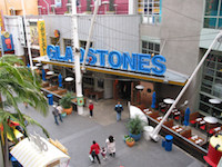 1 - Gladstones Exterior, October 2003 (c) David Crown - click to enlarge 1 - Gladstones Exterior, October 2003 (c) David Crown