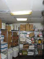 27 - Gladstones, October 2003 (c) David Crown - click to enlarge 27 - Gladstones, October 2003 (c) David Crown