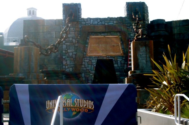 Universal Studios Chicken Run h...
