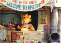 A giant cat appears (Photo by Russ Glasson, 1990)