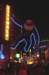 Kong in CityWalk has a Santa makeover, December 2006 (Photo by Devon Whitehead) Kong in CityWalk has a Santa makeover, December 2006 (Photo by Devon Whitehead)
