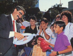 Groucho making balloon animals (from Universal Studios Guide, 1993)
