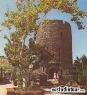 1 - The War Lord tower pictured in 1968 after rebuilding for The Crusades (From Inside Universal Studios, 1968) - click to enlarge War Lord Tower - 1 - The War Lord tower pictured in 1968 after rebuilding for The Crusades (From Inside Universal Studios, 1968)