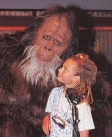 Young visitor meets Harry (1991)