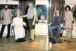 5 - Postcard of The Hulk on the Land of a Thousand Faces stage (1978) scan courtesy Dickens Archive - click to enlarge Land of a Thousand Faces - 5 - Postcard of The Hulk on the Land of a Thousand Faces stage (1978) scan courtesy Dickens Archive
