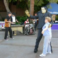 Frankenstein's monster does jazz (April 2006) - Click to enlarge Frankenstein's monster does jazz (April 2006)