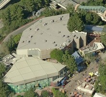 Aerial photo of the Castle Theatre on the upper lot (from Windows Live Local, 2006)