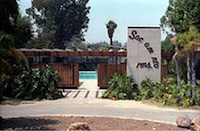 4 - The motel set (photo by Bill Cotter) - click to enlarge Apartments - 4 - The motel set (photo by Bill Cotter)