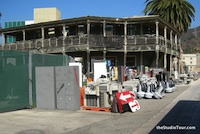 2 - The Blue Parrot Hotel (known as The Monkey Bar) from Tales of the Gold Monkey as seen in 2006. - click to enlarge Boragora - 2 - The Blue Parrot Hotel (known as The Monkey Bar) from Tales of the Gold Monkey as seen in 2006.