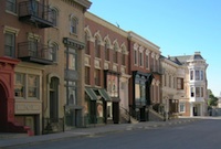 1 - The business side of Brownstone Street in April 2006 (c) theStudioTour.com - click to enlarge 1 - The business side of Brownstone Street in April 2006 (c) theStudioTour.com
