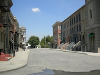 2 - Brownstone Street in April 2006 (c) theStudioTour.com - click to enlarge 2 - Brownstone Street in April 2006 (c) theStudioTour.com
