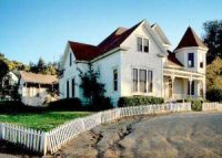 1 - The Chicken Ranch - Photo © Universal Studios - click to enlarge 1 - The Chicken Ranch - Photo © Universal Studios