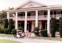 3 - Colonial Mansion seen in the 1990s - click to enlarge 3 - Colonial Mansion seen in the 1990s