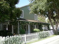 2 - (c) theStudioTour.com - click to enlarge Colonial Street - Dana Home - 2 - (c) theStudioTour.com