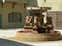 8 - Fountain at the Court of Miracles (September 2006) - click to enlarge 8 - Fountain at the Court of Miracles (September 2006)