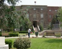 Courthouse Square as seen in Ghost Whisperer, September 2006 Courthouse Square as seen in Ghost Whisperer, September 2006