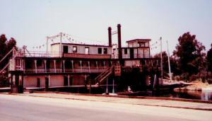 1982 Riverboat