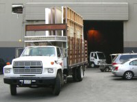 Flats being delivered to a soundstage, September 2006