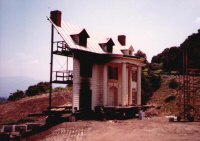 The Burning House taking up it's new position in June 1982 (photo by Judy and Frank)