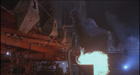 Backstage view of Kong showing the bridge tilt/slide mechanism and Kong's bottom half (still from The Wizard DVD)