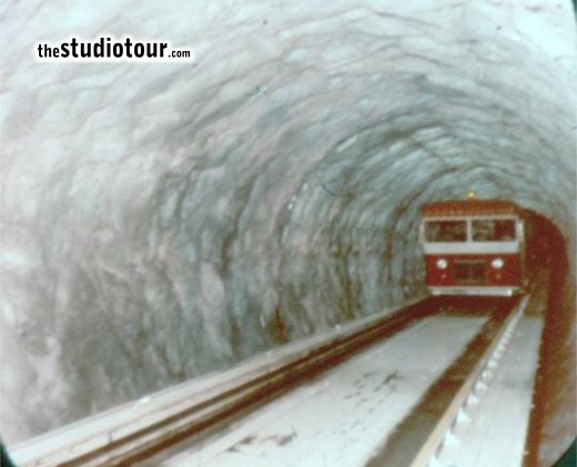icetunnel6.jpg