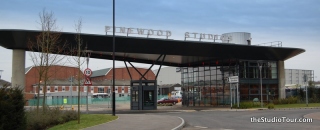 Pinewood_Studios_Entrance