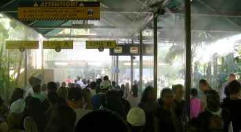 Queue in April 2006