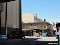 1 - Stage 37 Exterior (September 2010) (c) theStudioTour.com