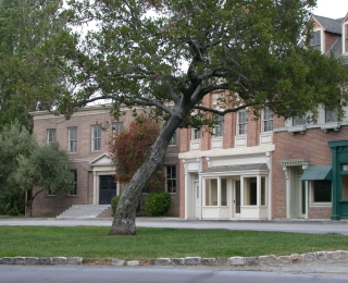 ush_schoolhouse_2002_1