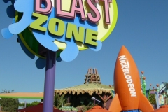 Overview of the Nickelodeon Blast Zone with the repainted rocket (Septem